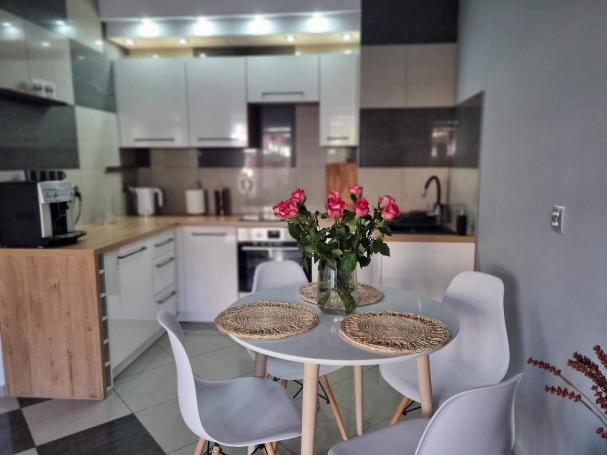 Apartament Bajkowe Apartman Kołobrzeg Kültér fotó